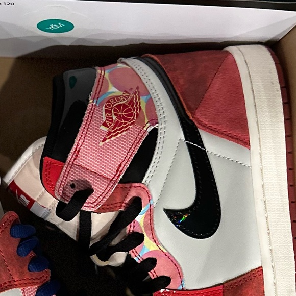 The Marvel x Air Jordan 1 Retro High OG 'Next Chapter’ - Picture 12 of 12